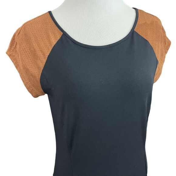 Lauren Ralph Lauren Black Dress with Perforated Suede Look Cap Sleeves M - Picture 4 of 8